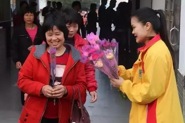 穿旗袍免费游观音山，“女神”们准备好了吗？